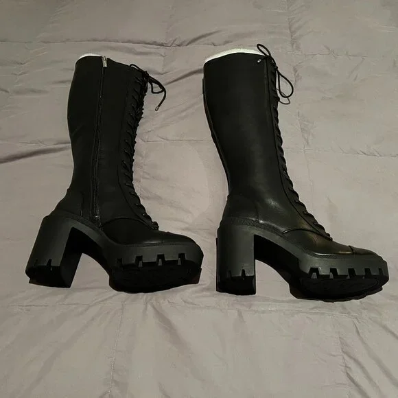 Gianni Bini Soukey Black Leather Lace Up Boots - Size 7.5 - Picture 1 of 6